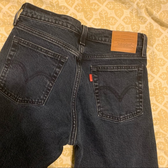Levi Wedgie Jeans - Picture 6 of 8